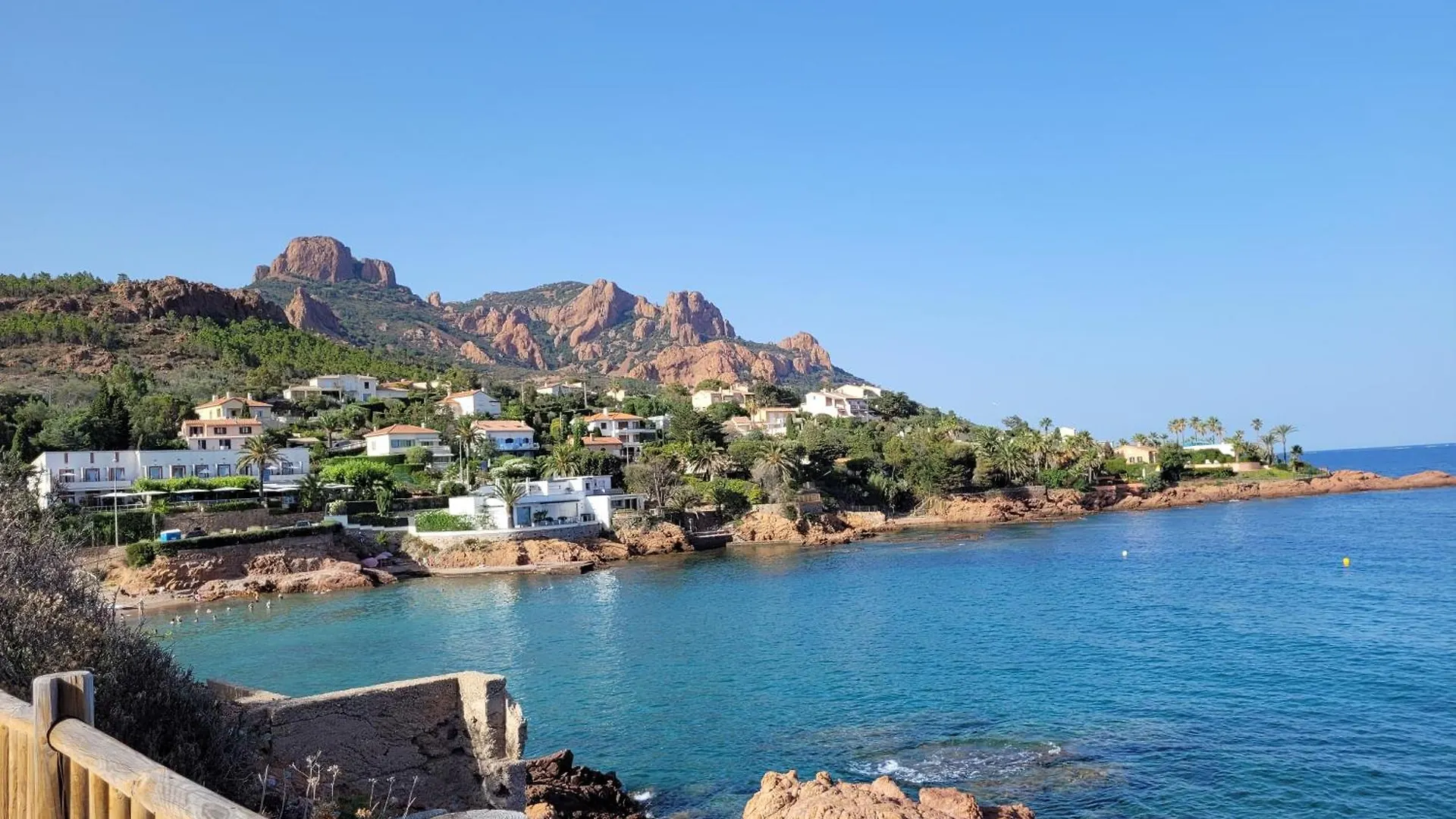 Studio Agay A 2 Pas Des Plages Saint-Raphaël